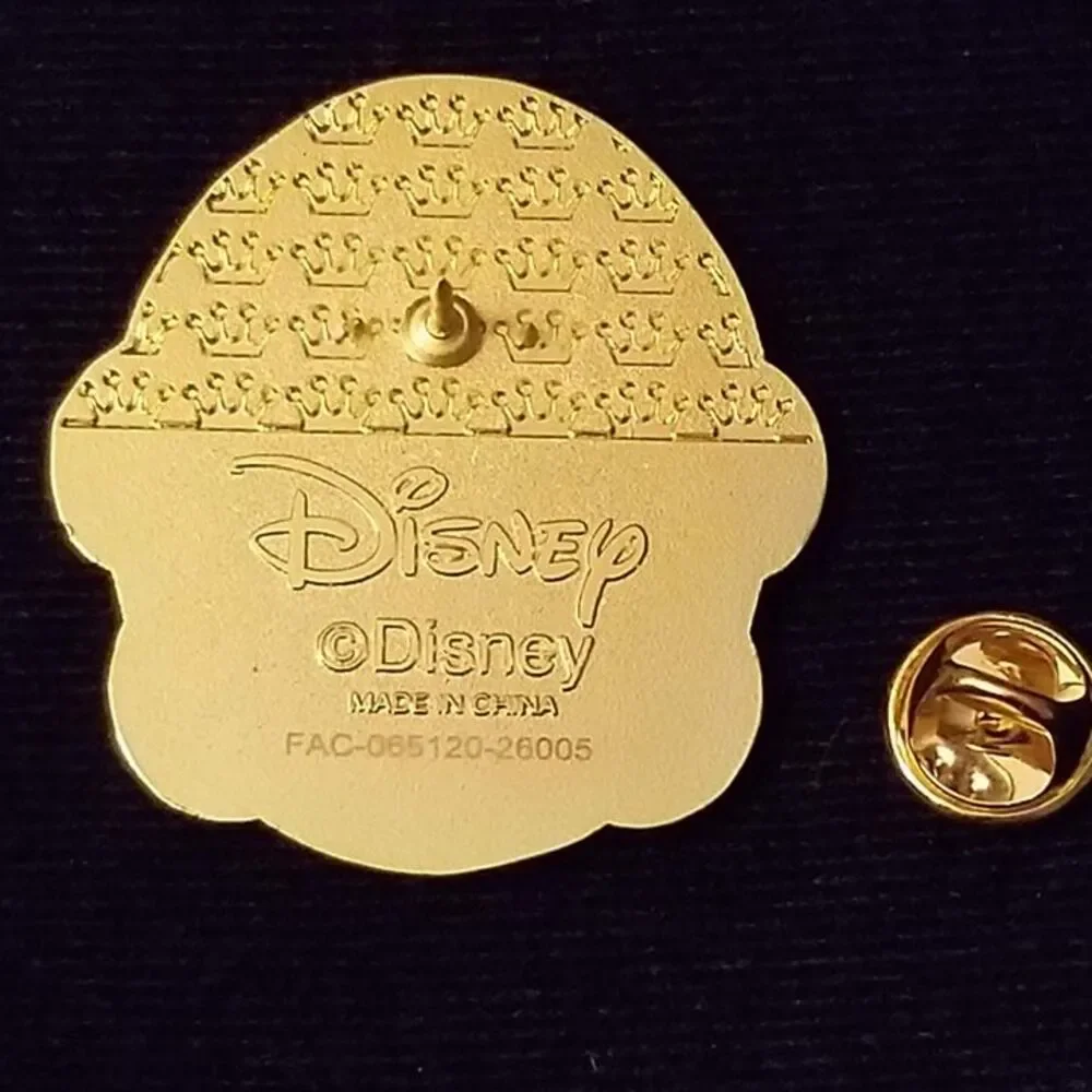 Loungefly CHASER Pin Moana Waves Portrait Mystery Glitter Chase Disney Wave LF
